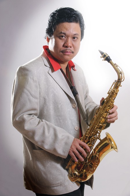 Tiếng kèn Saxophone của nghệ sĩ Phan Anh Dũng qua album "Mùa thu cho em" - ảnh 1